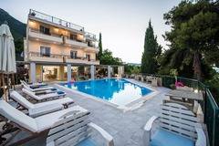 Aliki Hotel 4 *