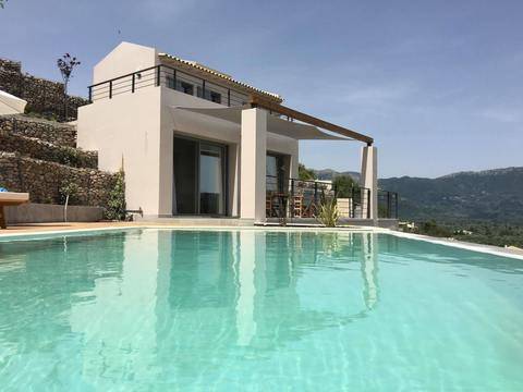 Anemos Luxury Villas 4 *