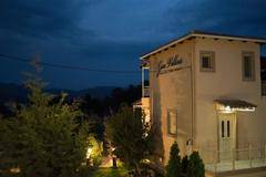 GEA VILLAS 3 *