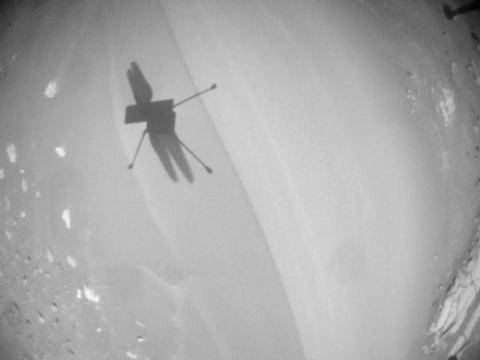 Успех: Хеликоптерът на НАСА Инджинюъти отбеляза 21-вия си полет на Марс!