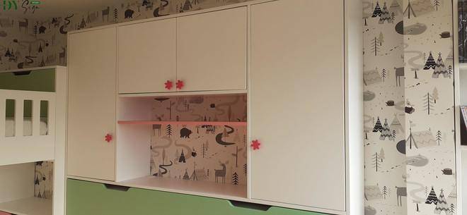 Детска стая за 3 деца с падащо легло