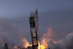 УСПЕХ: Новата ракета на американската компания Астра достигна орбита!