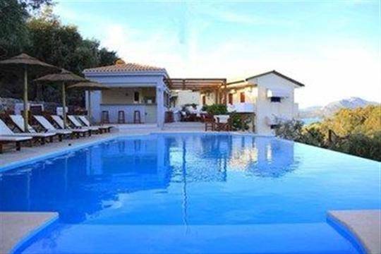 LA CASA DI NONNA 3 *