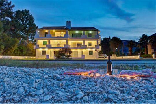 MATINA S RESIDENCE 3 *