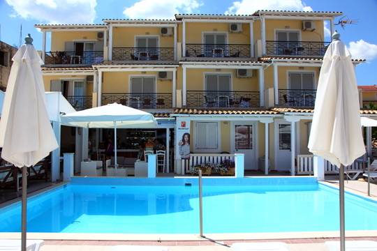 Nidri Bay Studios 3 *