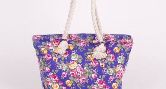 Онлайн продажбите на дамски дрехи и аксесоари са се запазили по време на изолацията