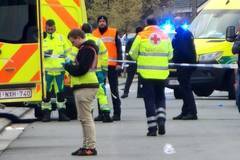 Кола се вряза в карнавална трупа в Белгия, сред загиналите има дете