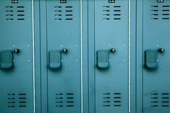 Метални гардероби в помощ на спортните клубове?