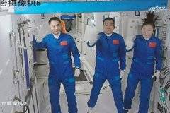 Пилотираният космически кораб на Китай Шенчжоу 13 ще се завърне на Земята след рекордна за страната експедиция