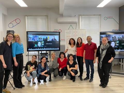 ПРОЕКТЪТ ЛИЙД-ОНЛАЙН ЗАПОЧНА СЪС СРЕЩА НА „ПОЗИТИВНИТЕ ГОВОРИТЕЛИ“