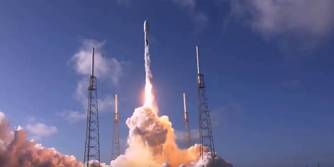 Фалшива новина, че Русия ще атакува американските спътници Старлинк, стресна космическата общност