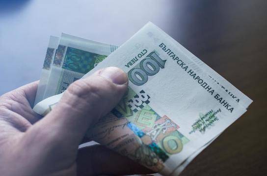 Услуга с ефективен резултат: Ето какви са реалните предимства да се доверите на кредитен посредник