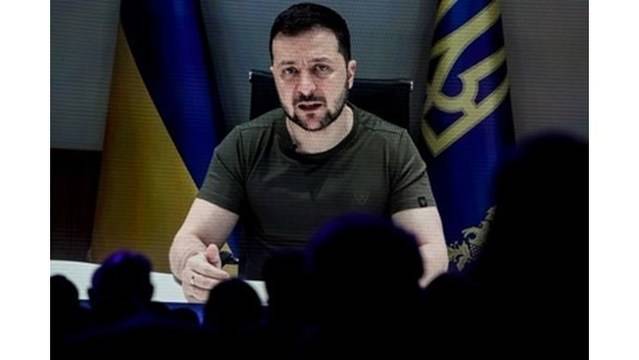 Зеленски с остри думи за „великите геополитици“, предлагащи земя срещу илюзия за мир