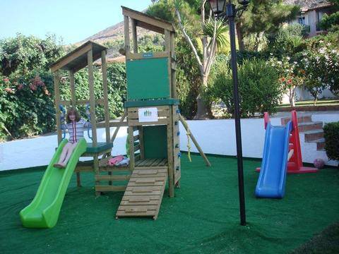 Sunrise Apartments 3 *