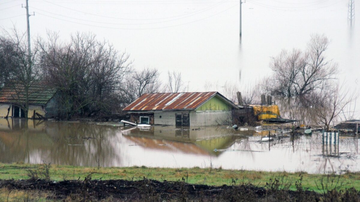 Тежка техника ще започне разчистването в село Трилистник – Общество – Новини Бг