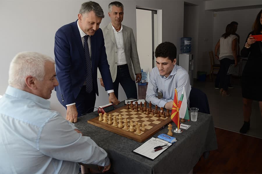 Георги Титюков откри шахматната среща на поколенията, която започва днес в Пловдив – в Пловдив