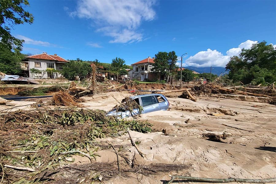 660 хил. лв. дарения са събрани за пострадалите в община Карлово – в Пловдив