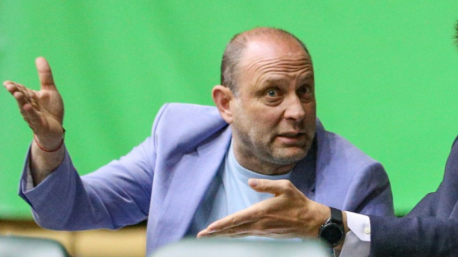 Тити Папазов: Ако политиците не се усетят, българският спорт ще излезе на бунт