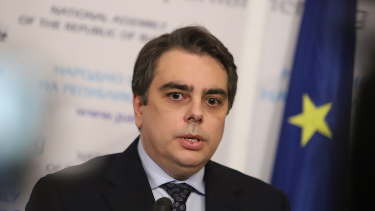 Асен Василев: Експертното правителство е мантия на нелицеприятна коалиция