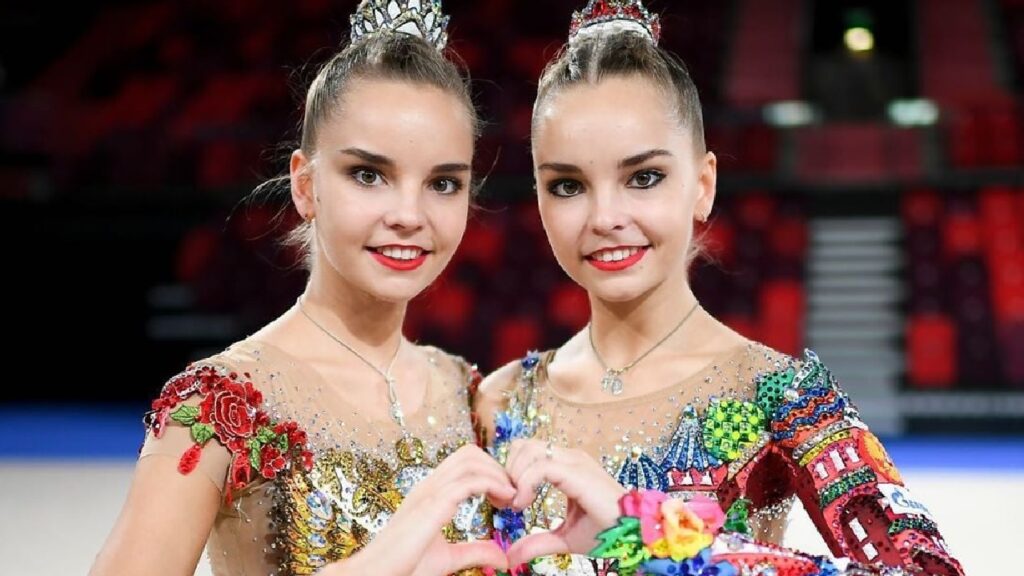 Дина и Арина Аверини оргнизират турнир по художествена гимнастика