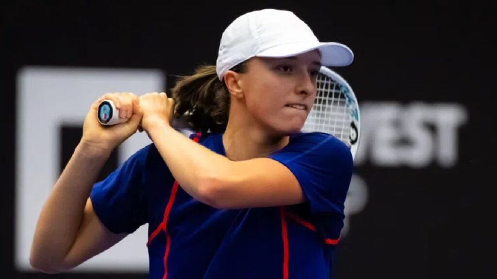 Ига Швьотек се класира за четвъртфиналите на WTA 500 Ostrava Open