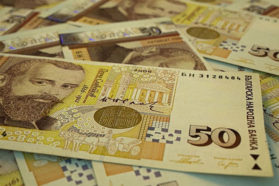 Хванаха мъж, откраднал пари от отключена кола – в Пловдив