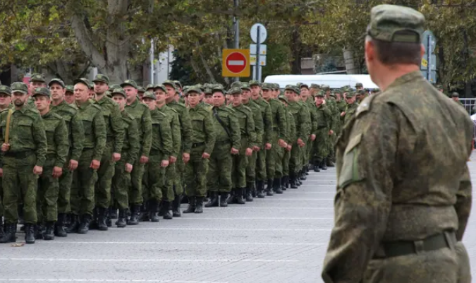 Поне 11 руски войници са убити при стрелба от колеги доброволци