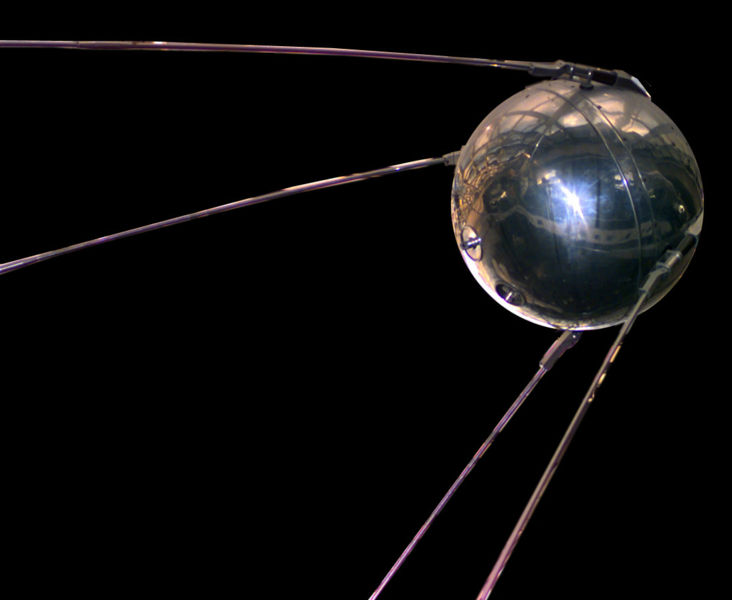 Преди 65 години СССР изстреля първия изкуствен спътник, създавайки илюзия за технологично превъзходство