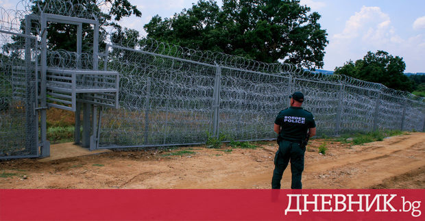Оградата по границата: нестабилна, с дупки и без никакъв ефект – България – Дневник