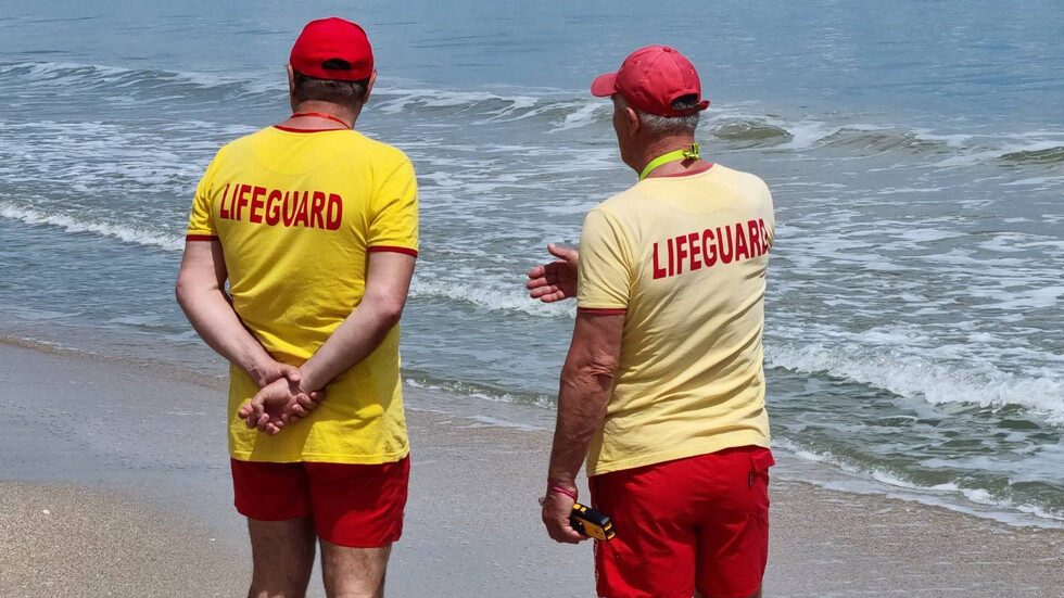 Спасителите на плажа настояха за плажна полиция