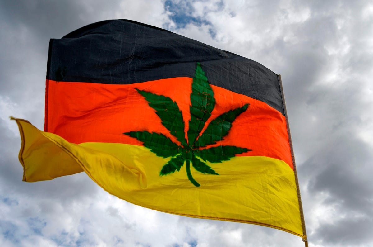 Германия легализира канабиса за развлекателна употреба