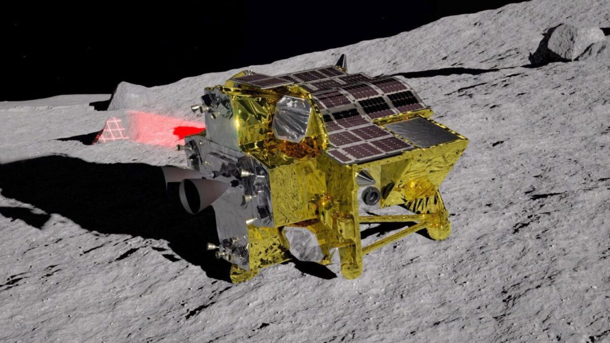 Японският апарат на Луната възстанови захранването си