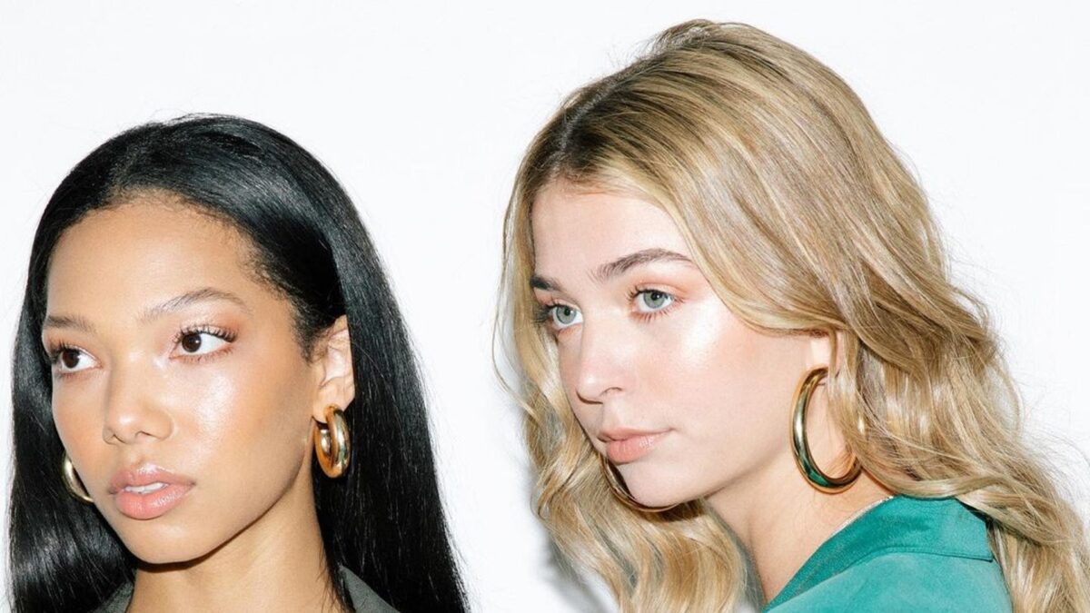 5 бижута от миналото са хит в модата към момента  | Actualno.com