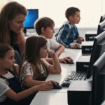 Остават броени дни за кандидатстване в глобалния конкурс Solve for Tomorrow